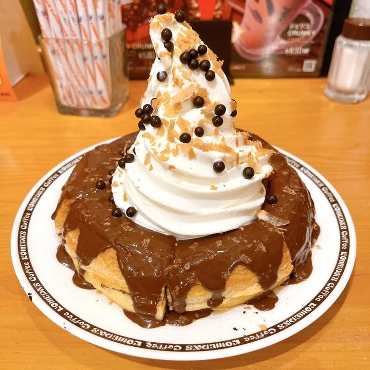 コメダ珈琲店「シロノワール CRUNKY」