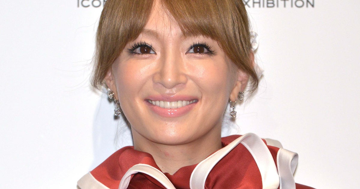 浜崎あゆみ、レッスン着姿を公開→「バキバキに割れた腹筋」と驚きの声