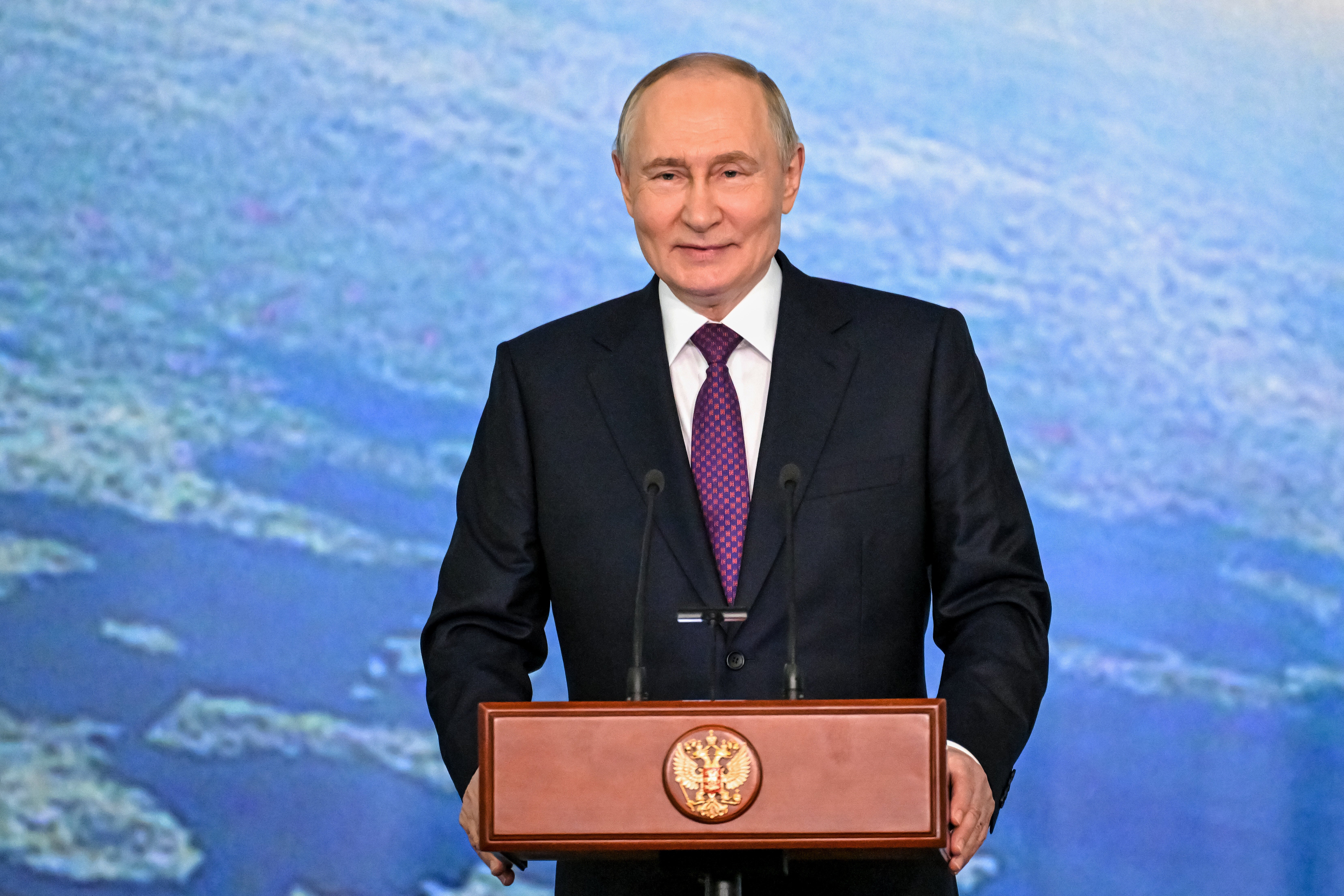 Ministers Slammed Over 'Insane' Decision To Ease Russian Oil Sanctions Despite Ukraine War