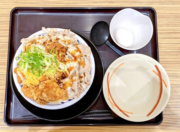 はなまるうどん「爆担々」