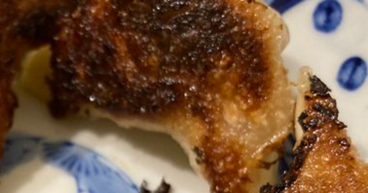 餃子を皿に盛り付けたら、フランスの名画になった⇨「これはすごい」「踊り出しそう」