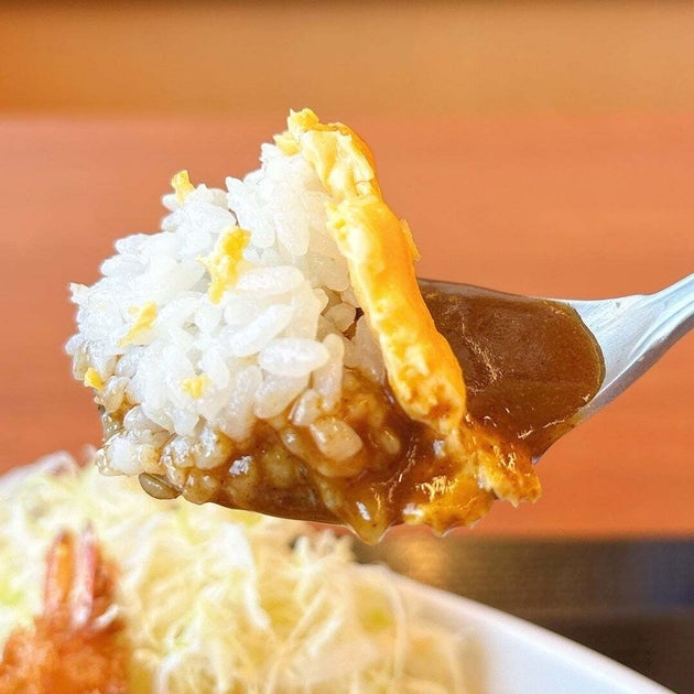 かつやの「揚げオムカレー」