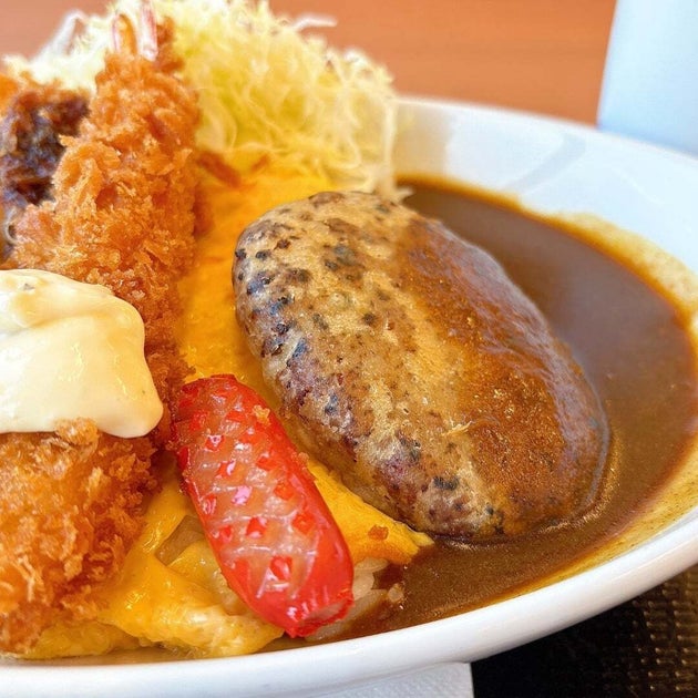 かつやの「揚げオムカレー」