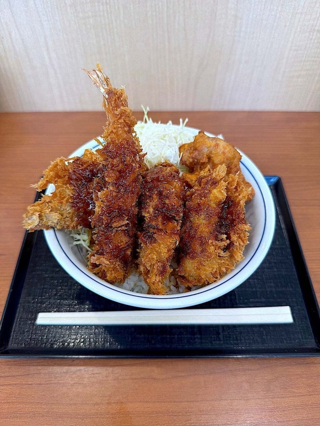 かつやの「揚げオムカレー」