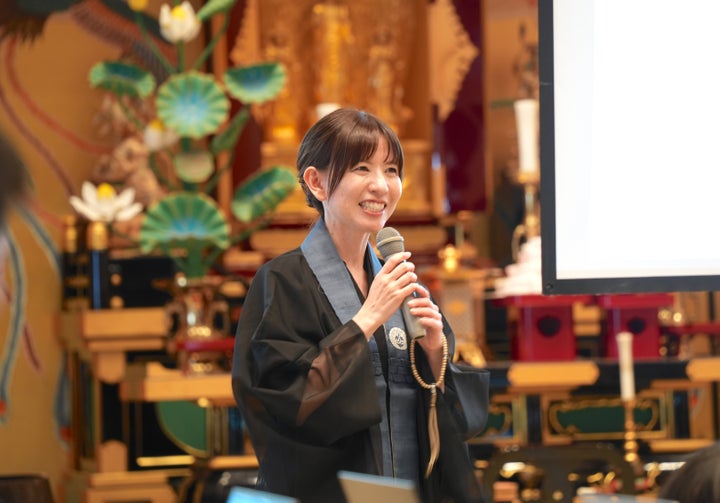 白鳥山本覺寺・僧侶でフリーアナウンサーの海野紀恵さん