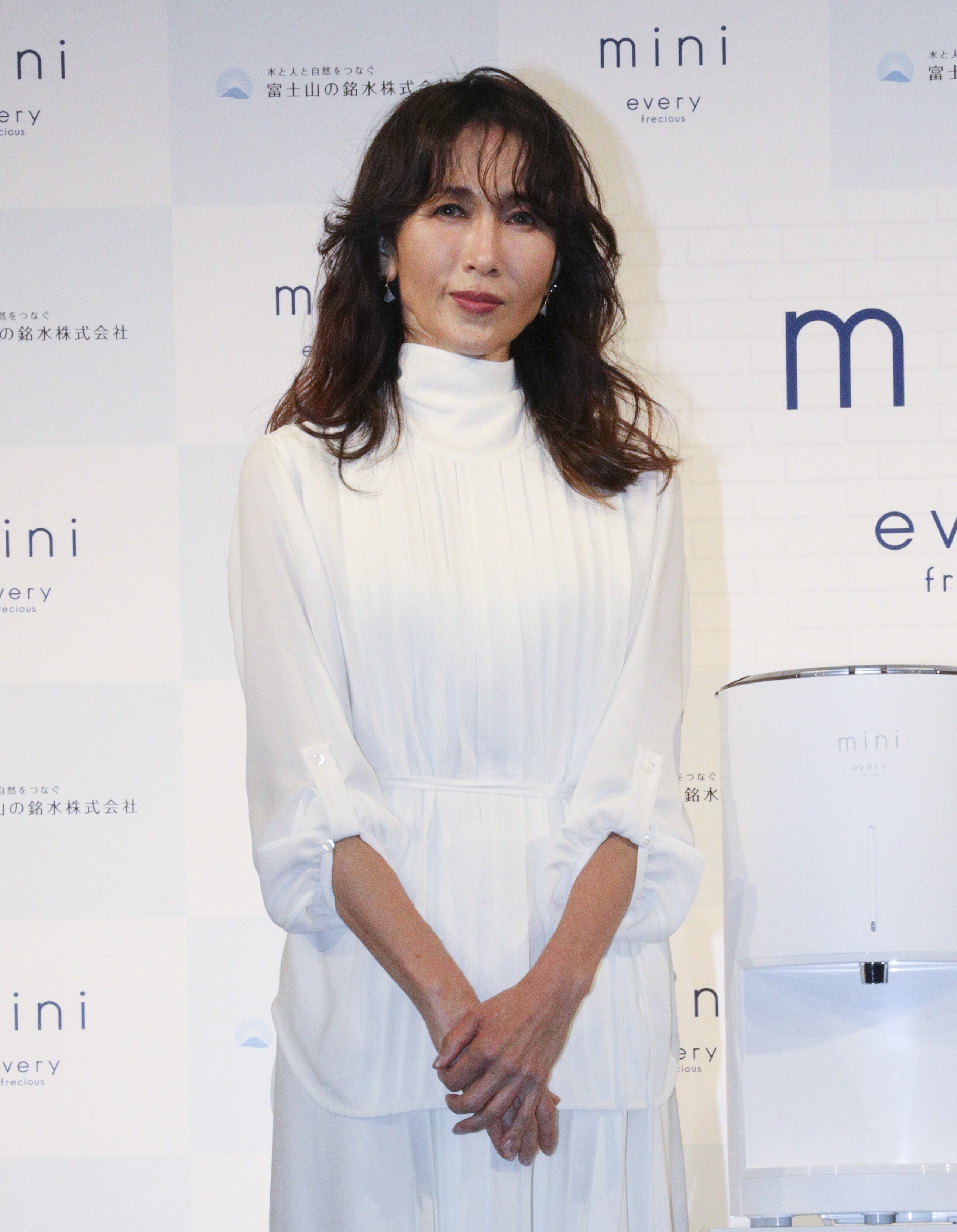 工藤静香の「推し芋」に反響。こだわりの干し芋をもぐもぐ食べて「芋談」に花咲す