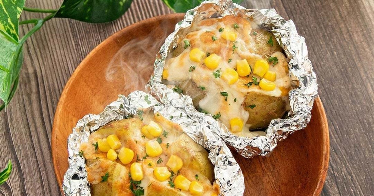 【新じゃがは皮ごと食べて】ホクホク食感がたまらない!新じゃがいもの人気レシピ4選