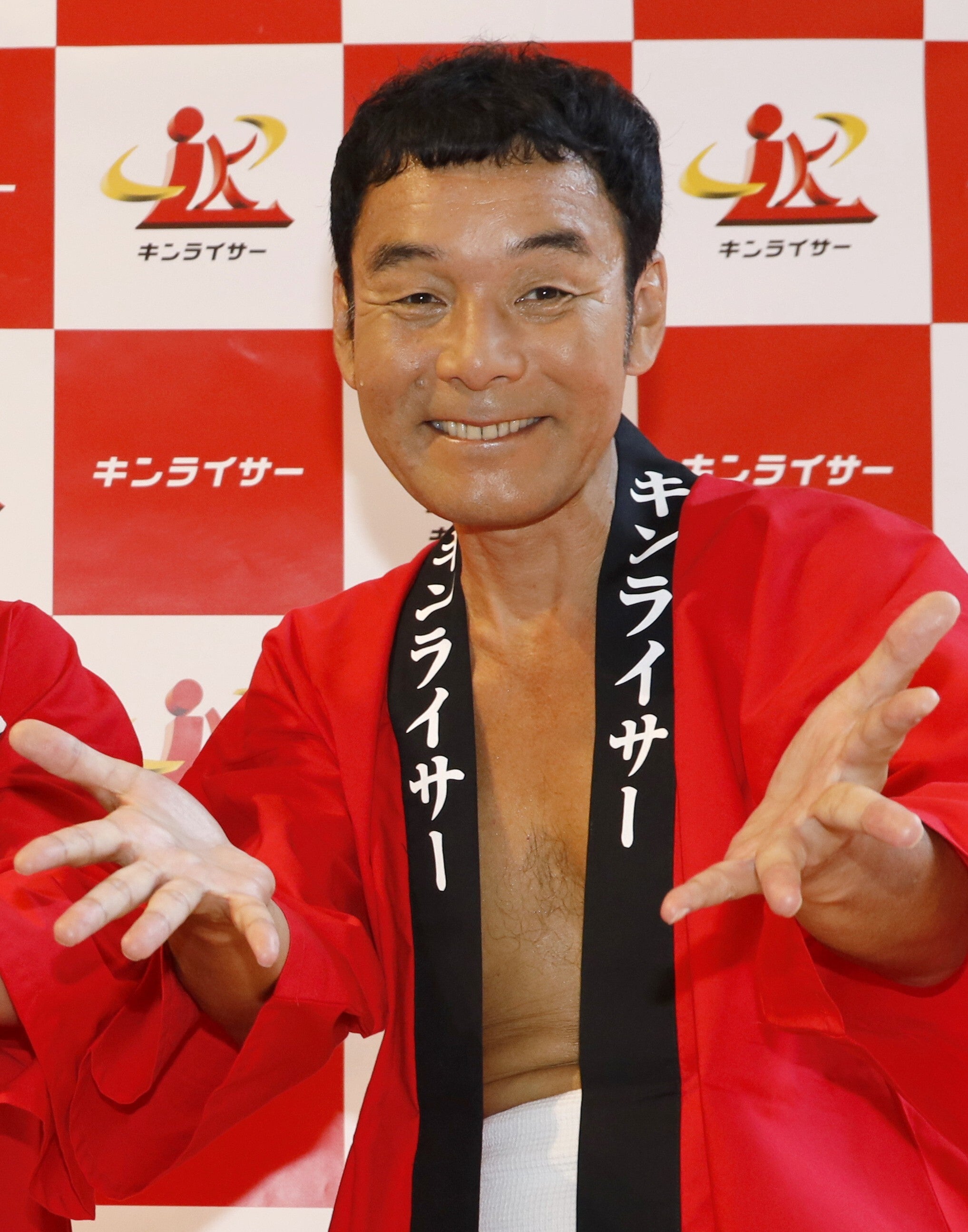 「わぁー！！」肥後克広、家庭菜園で収穫した野菜を披露→「立派」「食べてみたい」と大反響