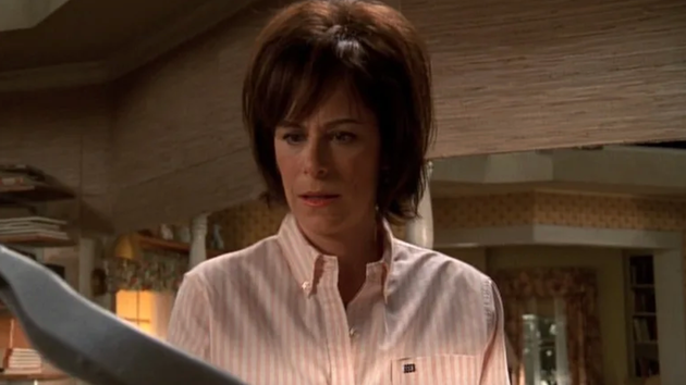 Jane Kaczmarek as Lois in Malcom In The Middle