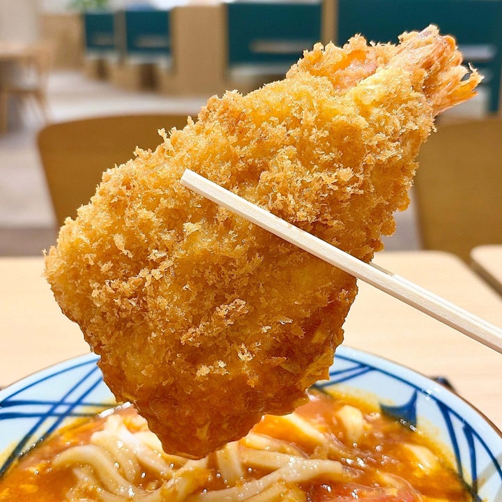丸亀製麺「海老カツトマたまカレーうどん」