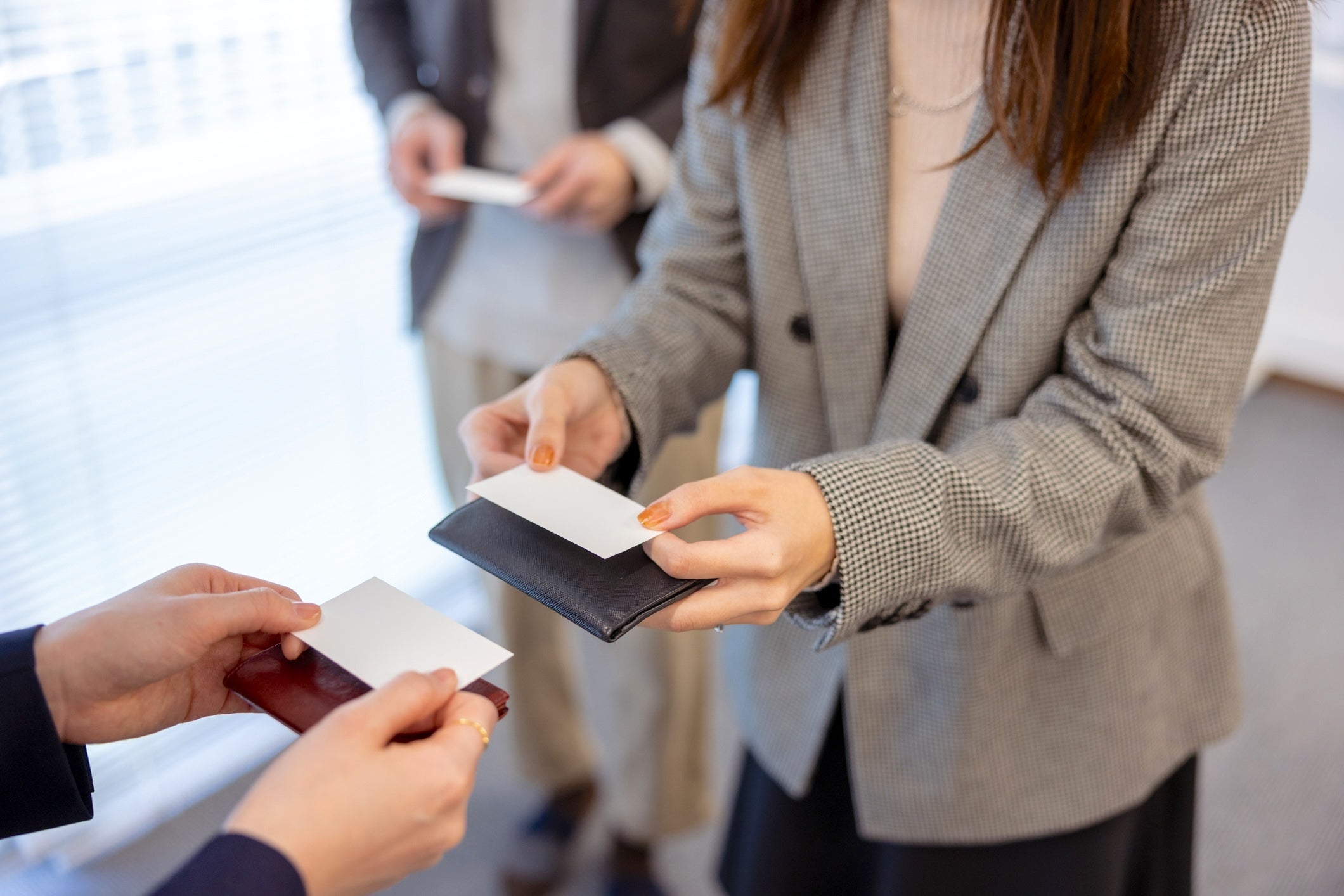 難しい日本の職場文化やビジネスマナーは？ 外国籍社員の定着、実は求められているのは「日本人向け異文化理解・コミュニケーション研修」