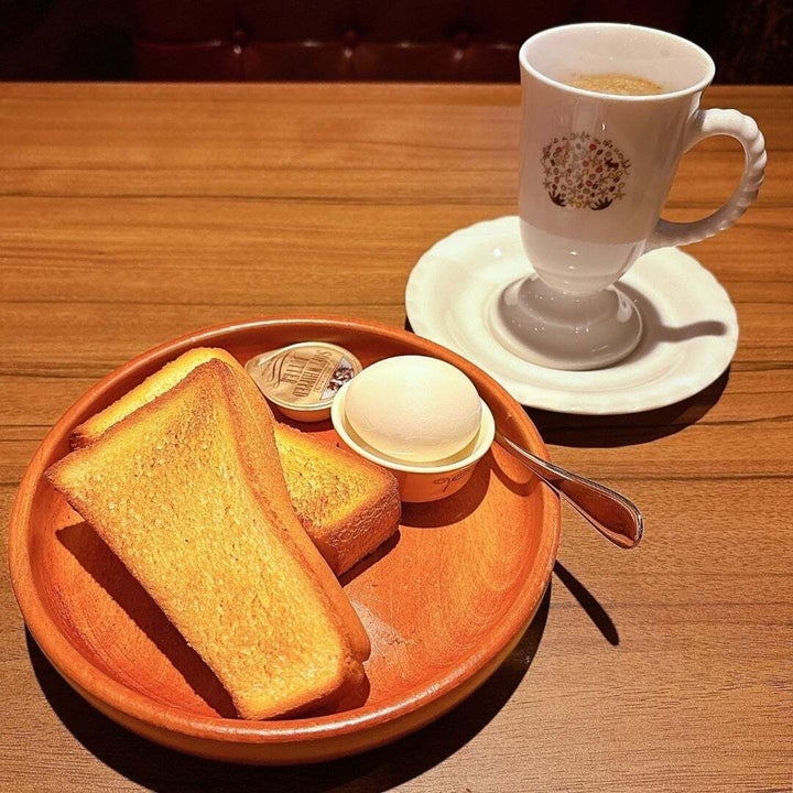 びっくりドンキーの「プレーントーストセット（みそ汁orドリンク）」