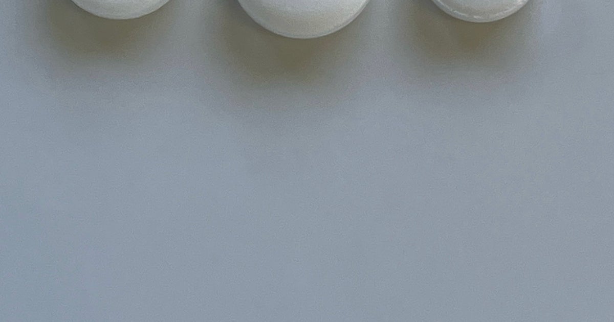 全部「250」なのに…3つの白い錠剤、何の薬か分かる？⇨薬剤師の“特殊スキル”に「恐るべし」の声