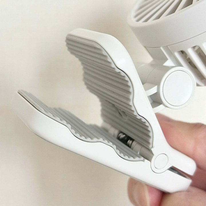 無印良品「置いても使える 充電式クリップファン ミニ」