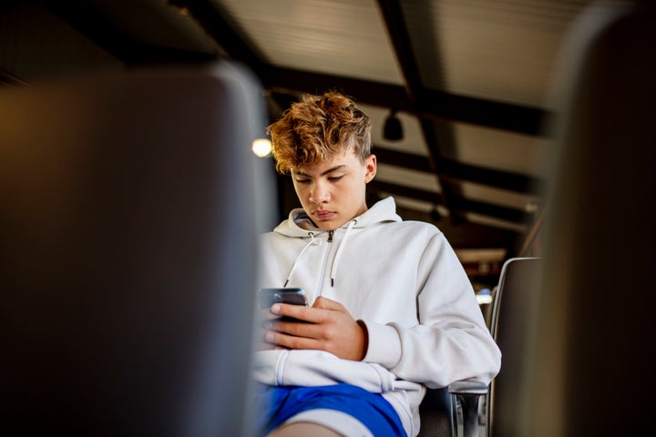 Experts stress there should be guardrails in place for young kids and teens when it comes to phone use and certain social media apps.