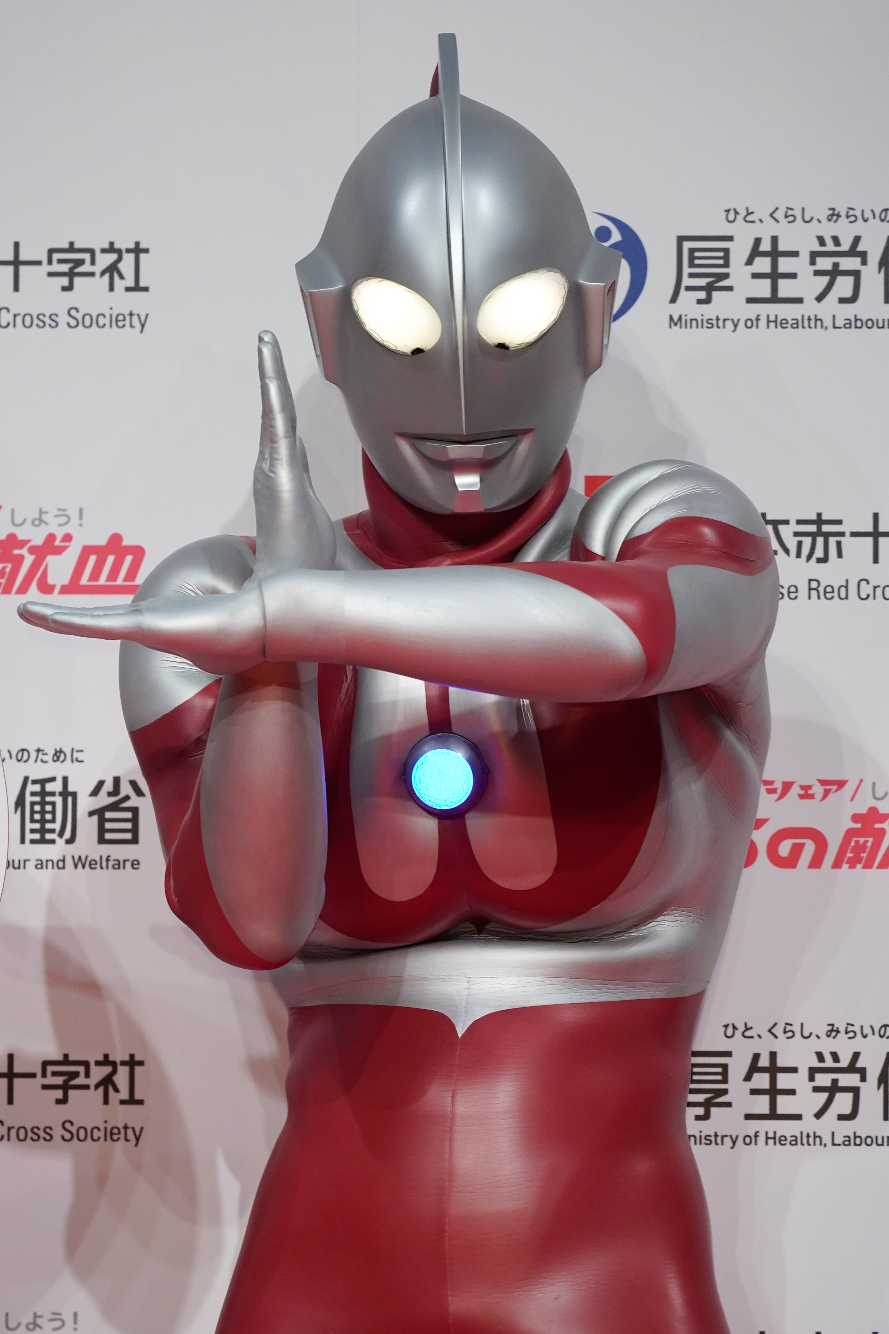 ウルトラマン60周年でコラボした相手、まさかの...⇨「センス最高すぎる」「ネーミングいいな」と爆笑