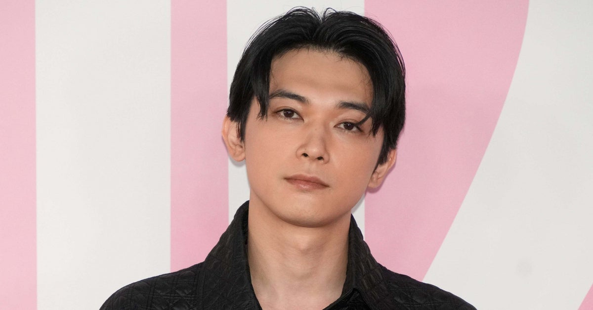 吉沢亮「写ルンです」40周年CMで解禁された姿に「心が洗われる」「幻想的」と反響