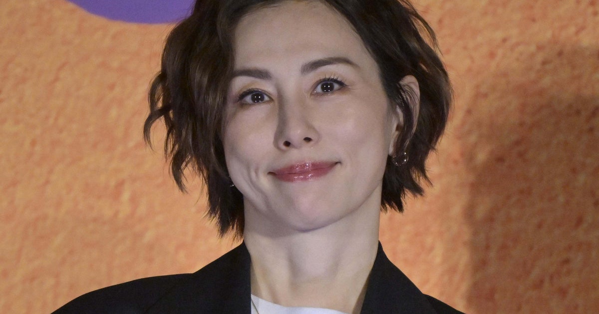 米倉涼子の最新ショットに「また違った一面が...」「イメージ変わった」と大反響
