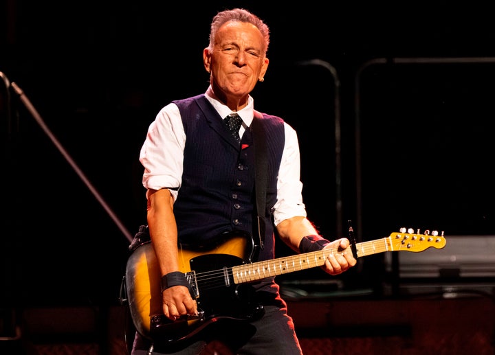 Springsteen durante la parada de su gira en Chicago en el United Center.