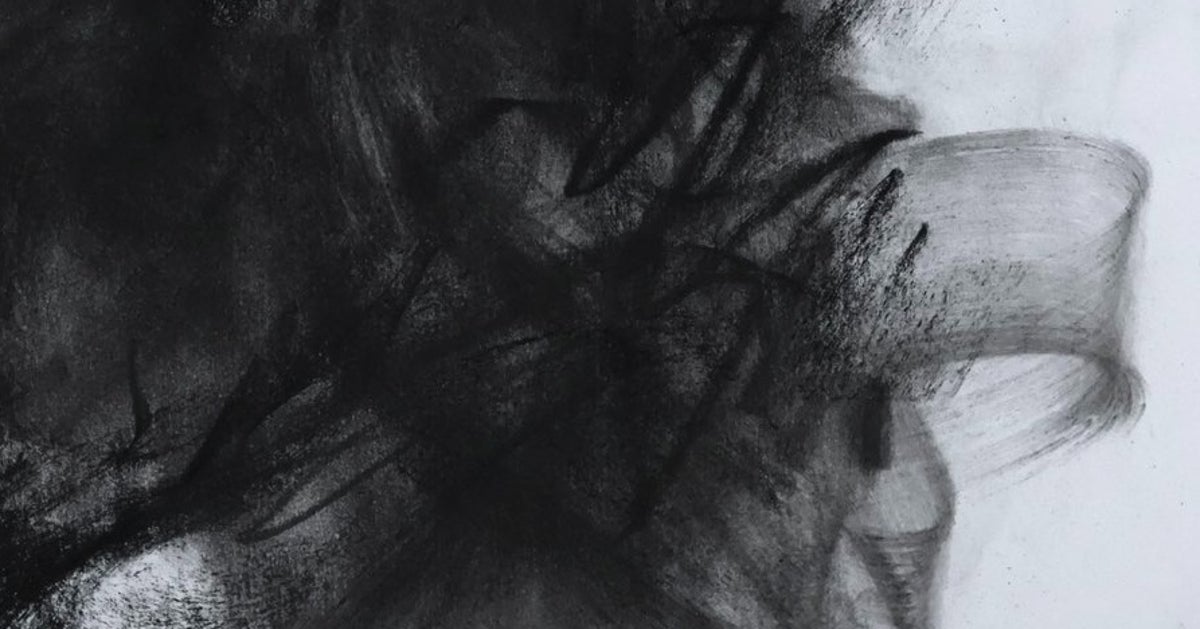 木炭で描いた黒猫。命が宿っているかのような横顔に「一瞬で心奪われた」「え…美しすぎる…」と反響