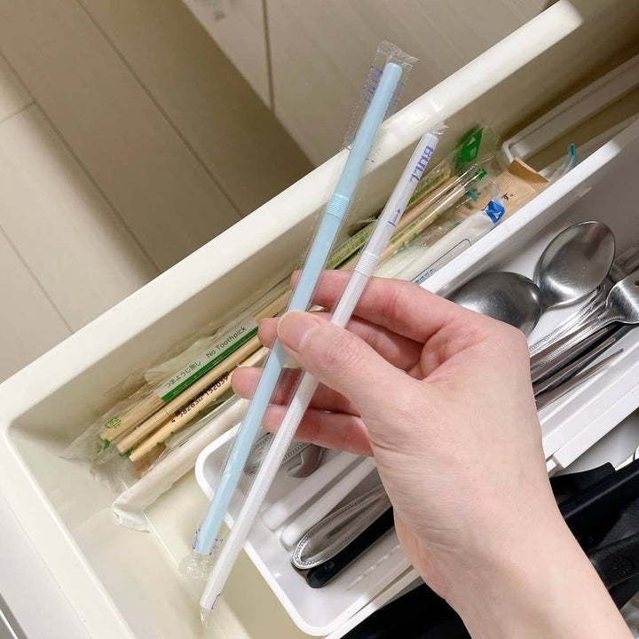 溜まってしまったストローをクリップにする方法