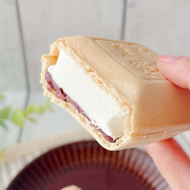 ファミリーマート「和匠の逸品 あずき最中」