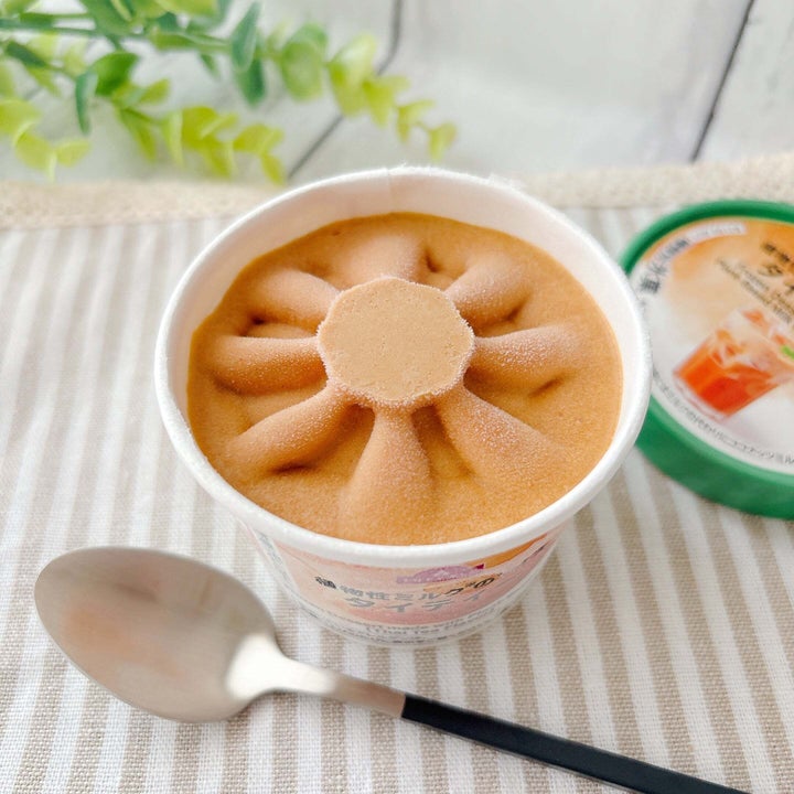 イオン「植物性ミルクのアイス タイティー」
