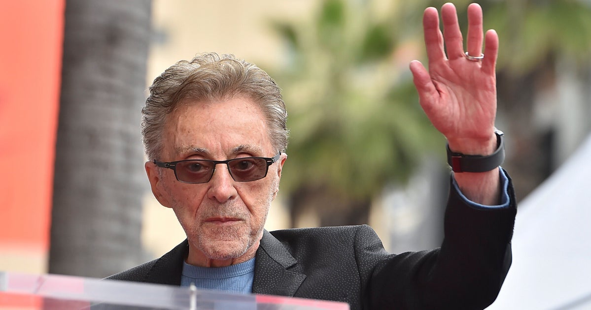 Frankie Valli Cancels The Remainder Of The Four Seasons’ Farewell Tour, Citing Health Concerns