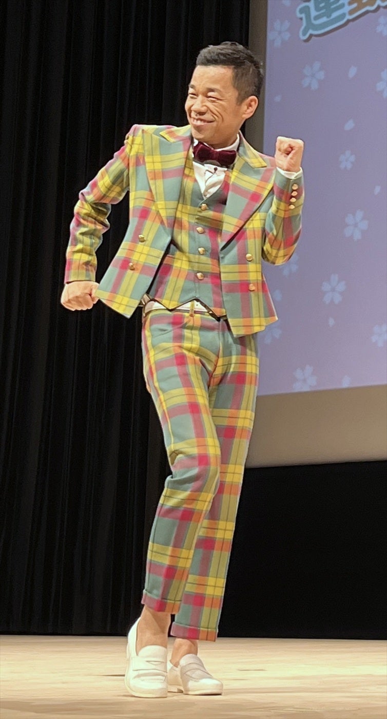 COWCOW多田が「モナキ」おヨネに変身⇒「激似」「そっくり」と爆笑の声