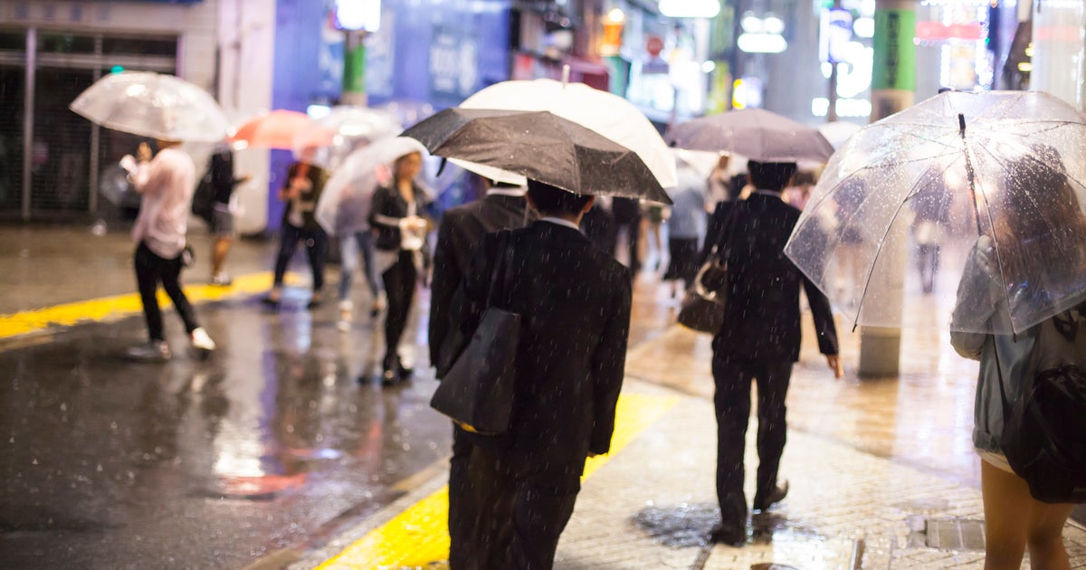 降水量100ミリってどのくらい？警視庁の“例え”が「えぐい」「ゾッとする」【台風6号】