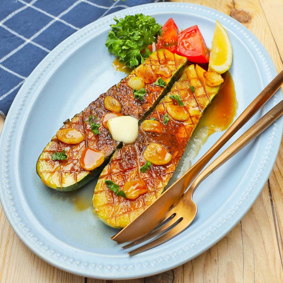 【ズッキーニ、ただ焼くだけじゃもったいない】唐揚げ、ステーキ風…簡単に作れてごちそう見えする絶品おかず5選