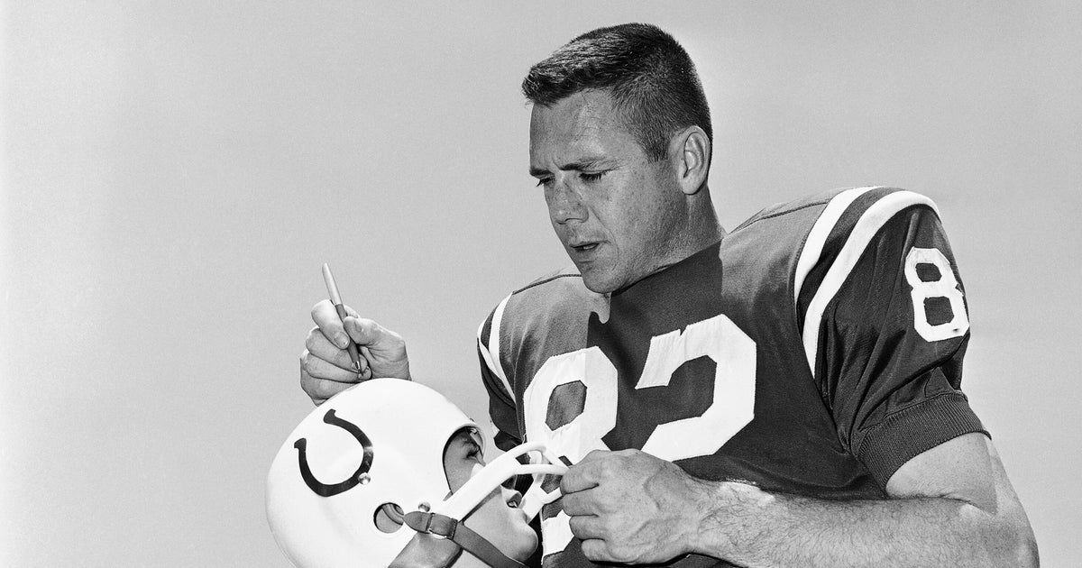Raymond Berry, Hall Of Fame Wide Receiver, Dead At 93
