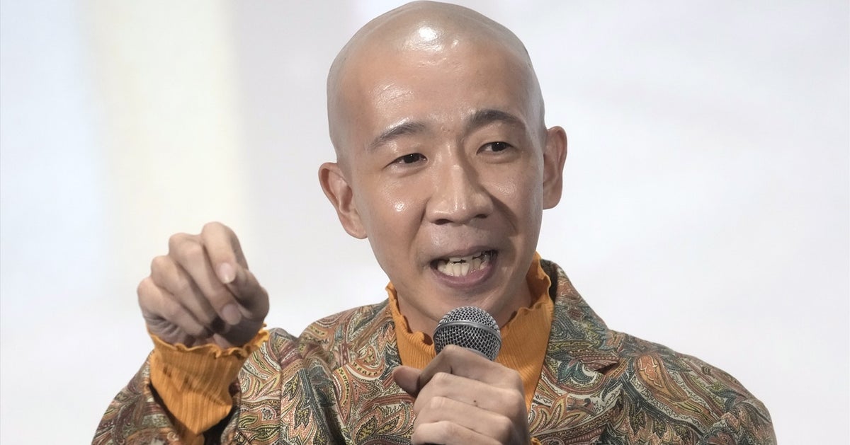 「葉水しながら成長みるのが楽しい」個性派芸人が愛でる観葉植物コレクションに「癒やし」「素敵」の声