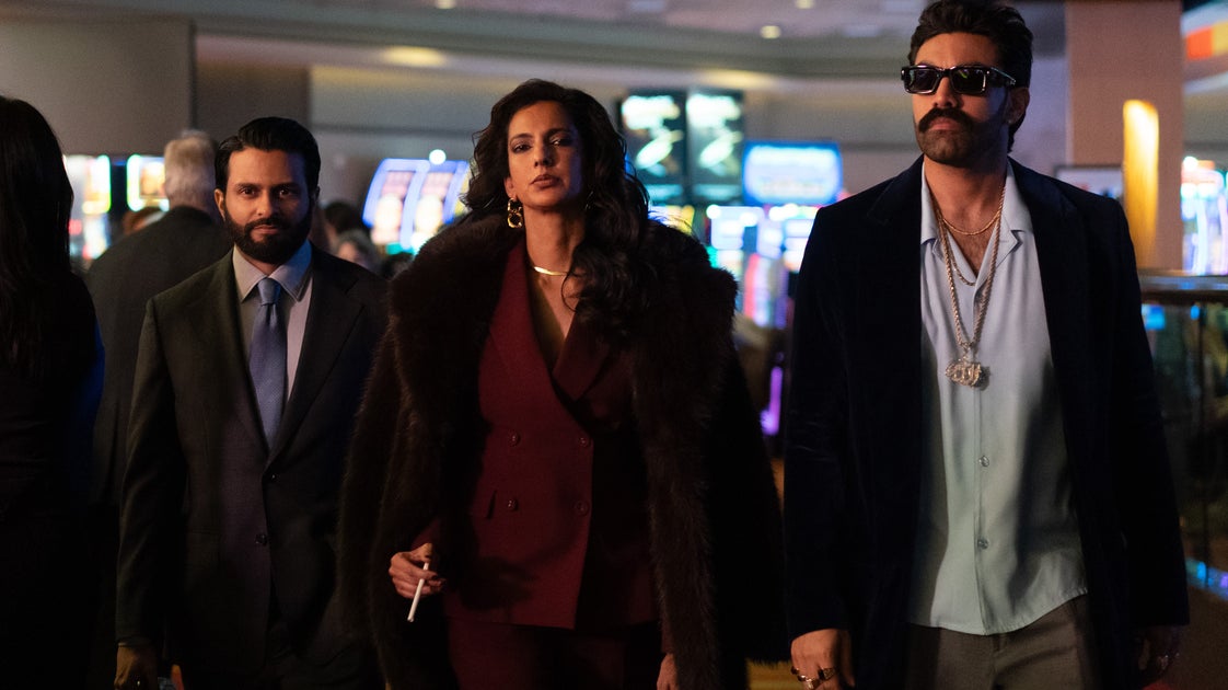 [Huffington Post]This Popular Hulu Show Continues To Obliterate South Asian Stereotypes In The Funniest Way