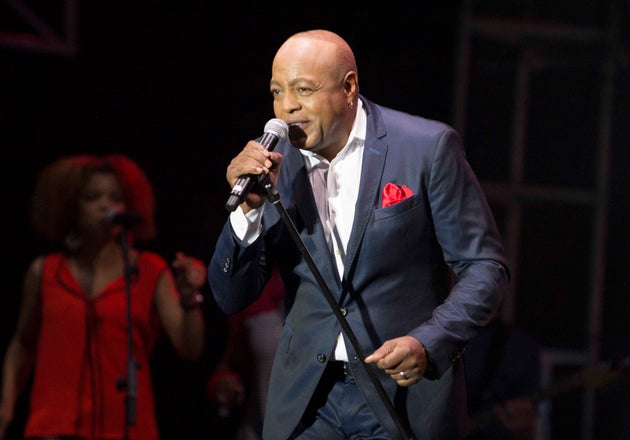 Peabo Bryson on stage in 2015