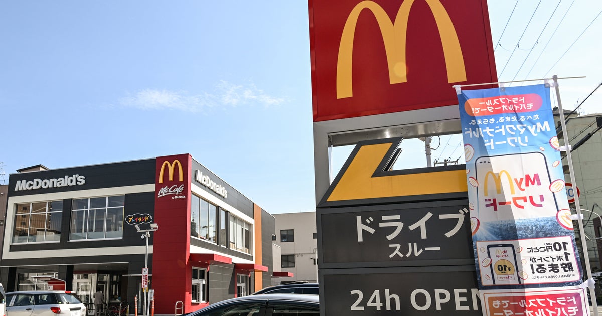 「10本買いました」コカ・コーラ社製品2本購入⇨マック無料券が必ずもらえる。参加方法は？