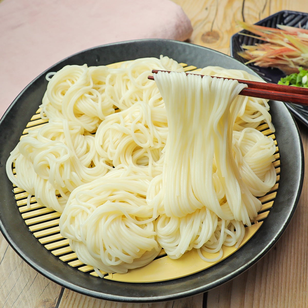 【安いそうめんが一瞬で高級品に！？】今までのゆで方には戻れない...！時間が経ってもツルツル＆コシが続く裏ワザ