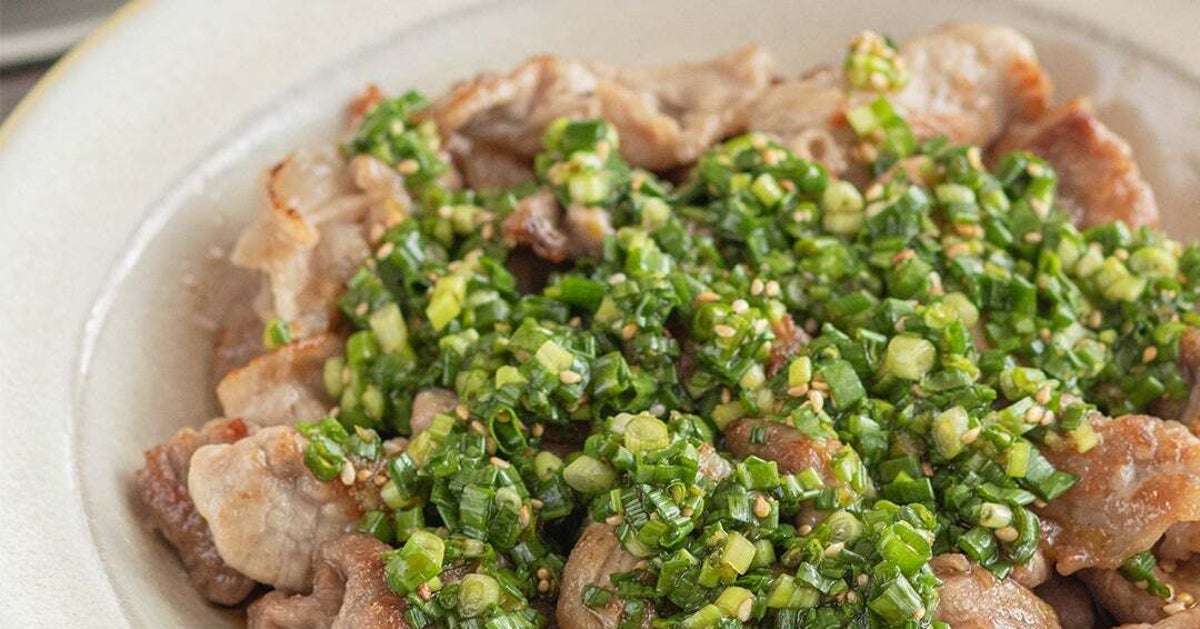【豚こま肉、ねぎたっぷりのたれを合わせて】モリモリ食べて元気をチャージ!豚こま肉の人気レシピ3選