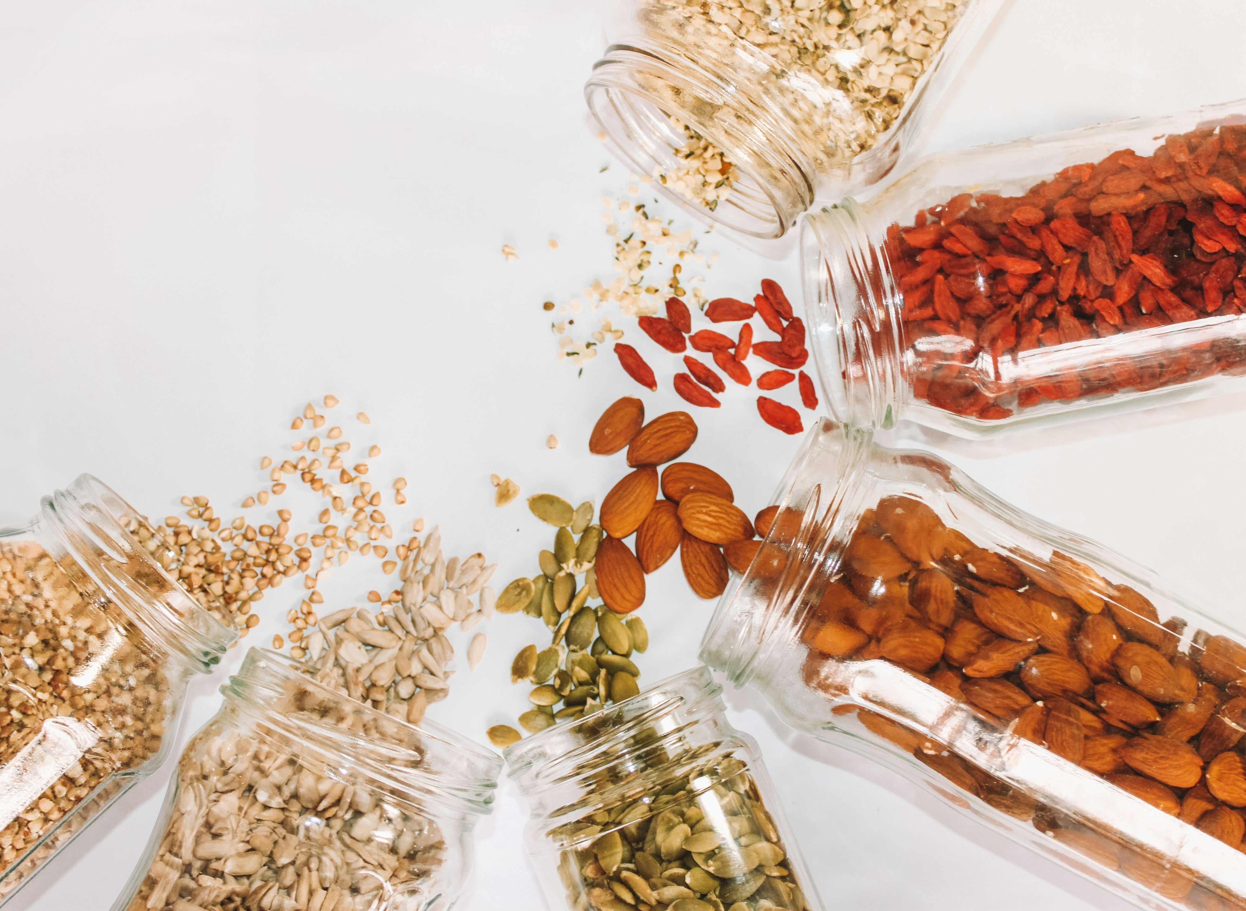 The Smartest Time Of Day To Eat Fibre, According To Dietitians