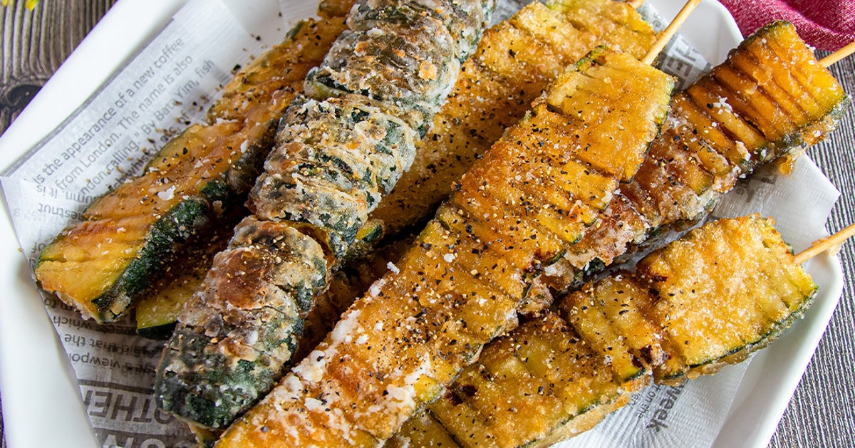 【ズッキーニ、じゃばらに切って揚げ焼きするだけ！】外カリッ、中ジュワッ！何本でも食べたくなる食べ方