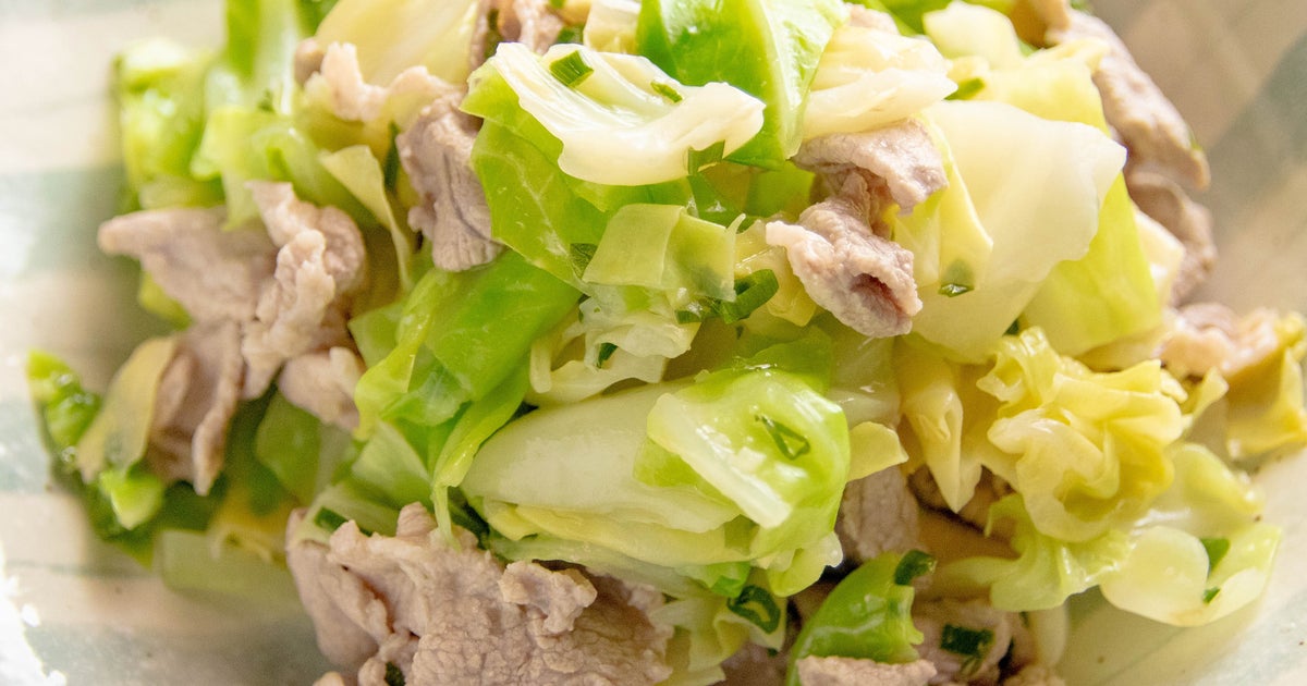 【キャベツ1/4玉使える】ゆでて和えるだけ!豚肉とレモンのさっぱりサラダ