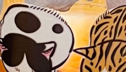 グラスの中の飲み物をゴクゴクする子猫⇒「本当に飲んでるみたい」「天才でた」アイデアグッズに驚きの声