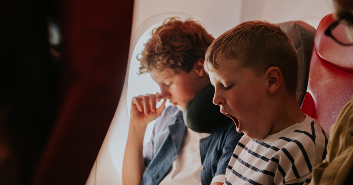 Doctors Warn Against 'Hot Cup' Hack To Help Sore Ears On Flights. Try This Instead