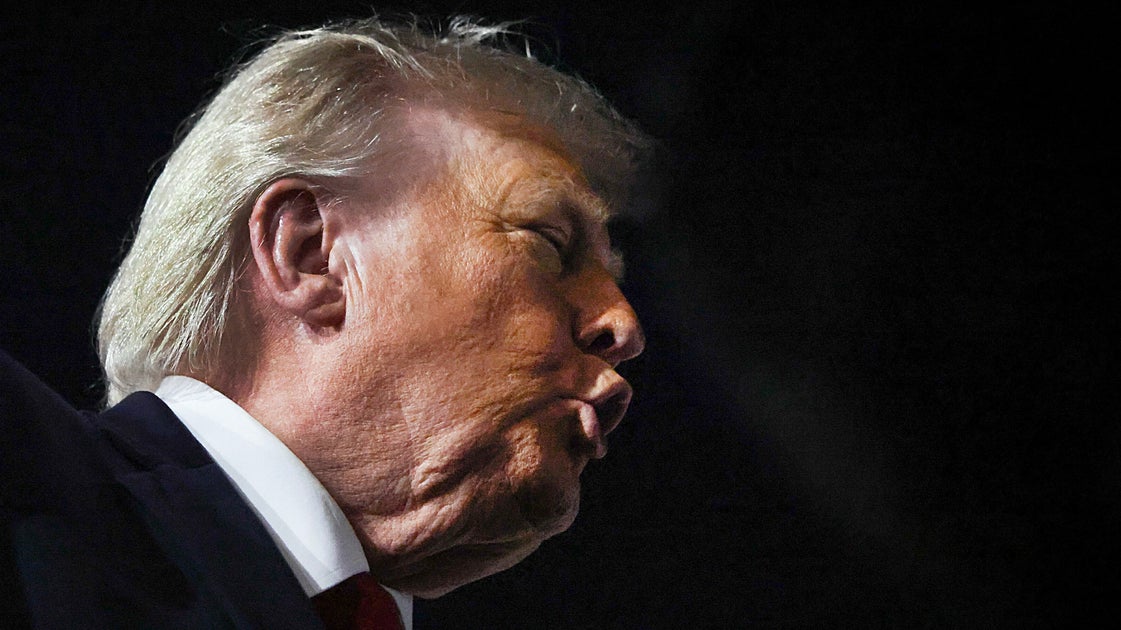 Trump Responds To Being Booed By Knicks Fans In The Most Trump Way Possible
