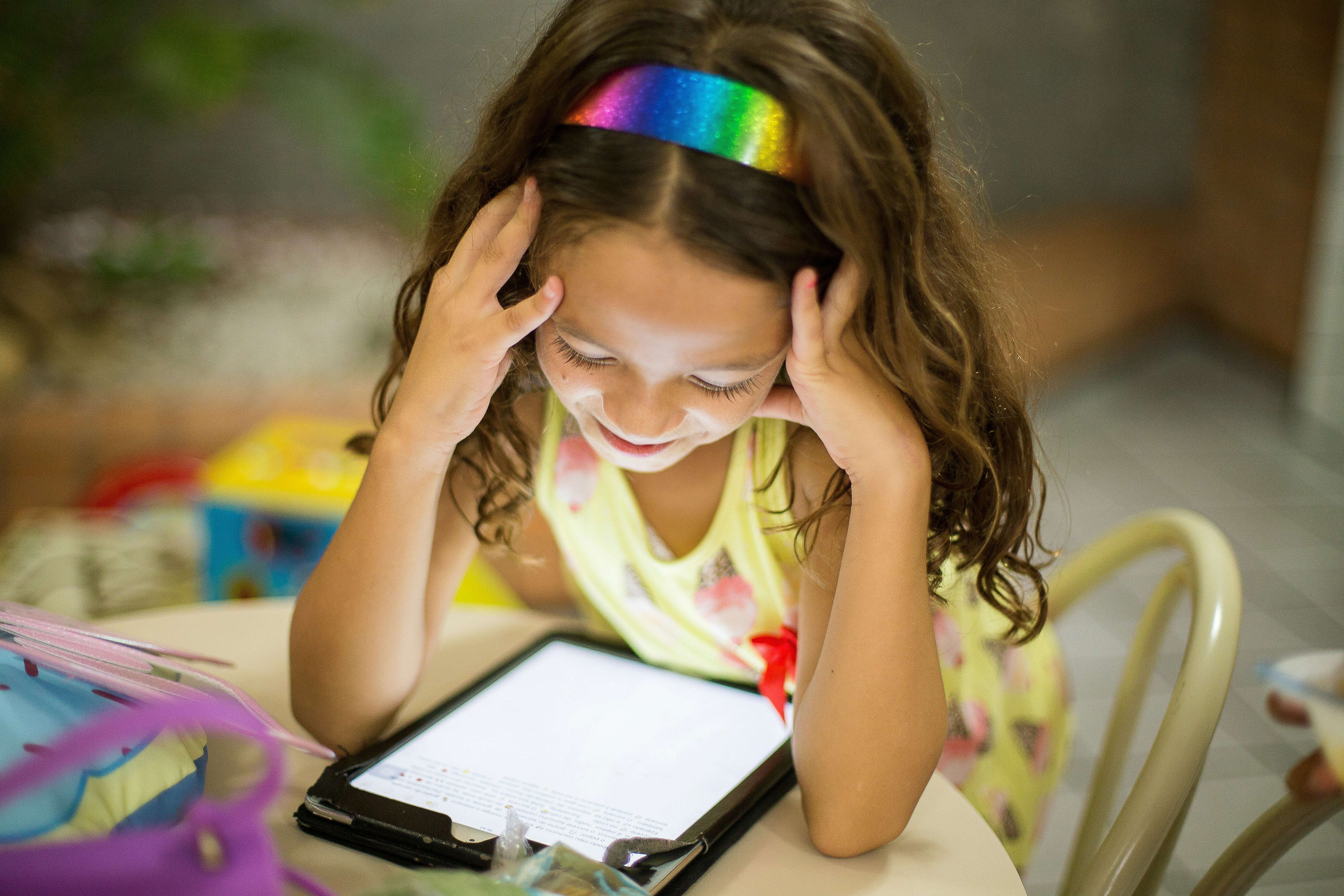 I'm A Psychologist – We Need To Talk About Screen Time And 'Displacement'