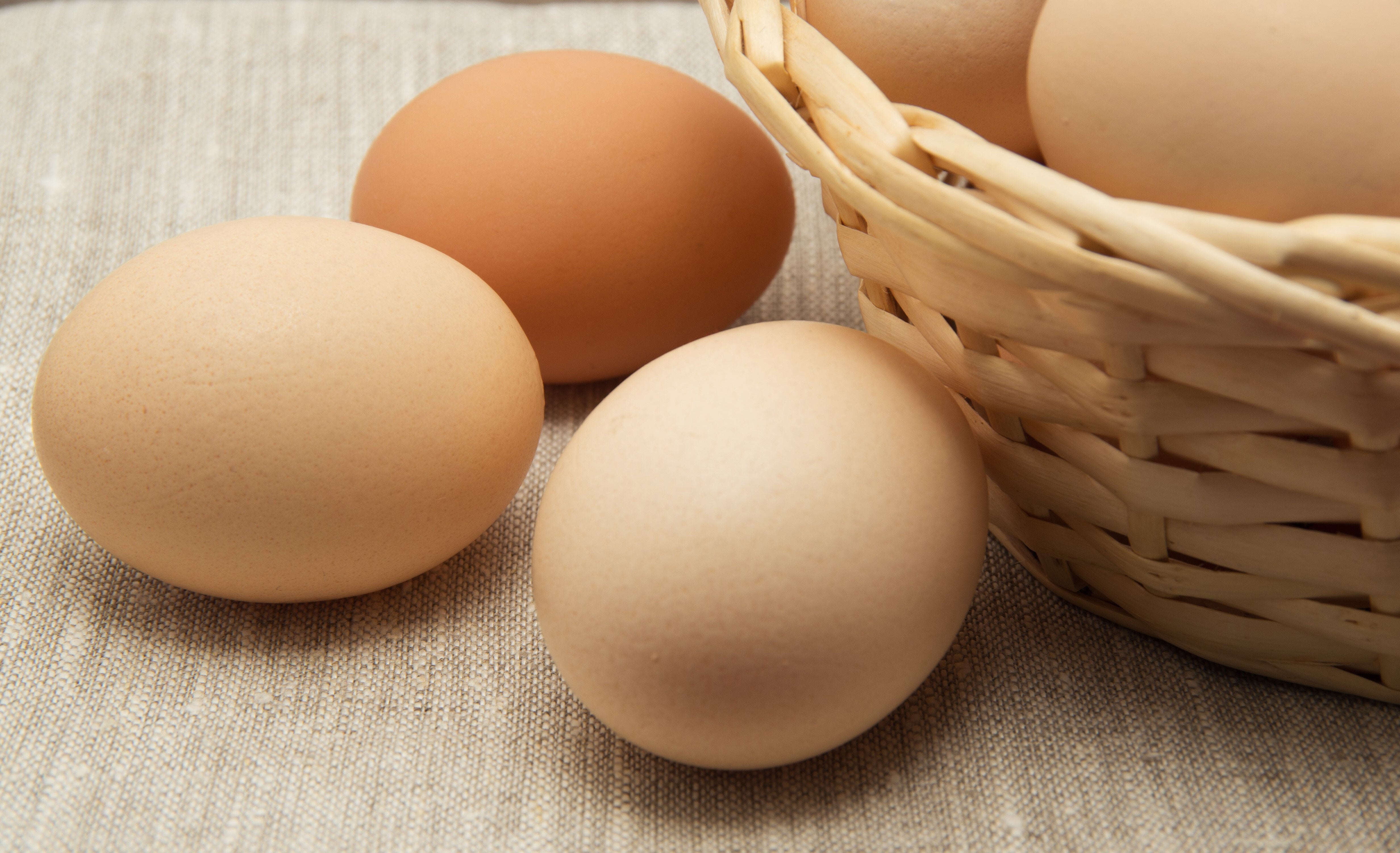 「にんにくチューブ半分使うだと…？」漬けるだけで完成のガツンと濃厚な「にんにく味噌漬けたまご」をJA全農が紹介