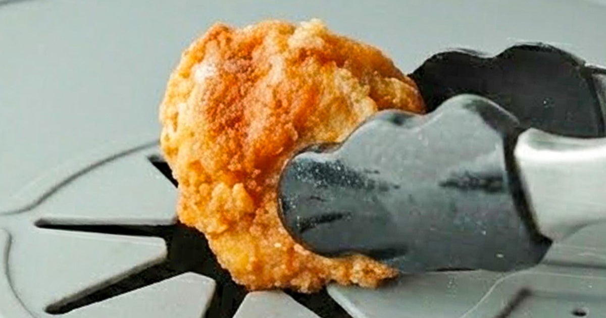 【揚げ物や目玉焼きの油はね、もう怖くない】進化系「油はねガード」でキッチンが汚れず後片付けもラクラク！＜使用レビュー＞