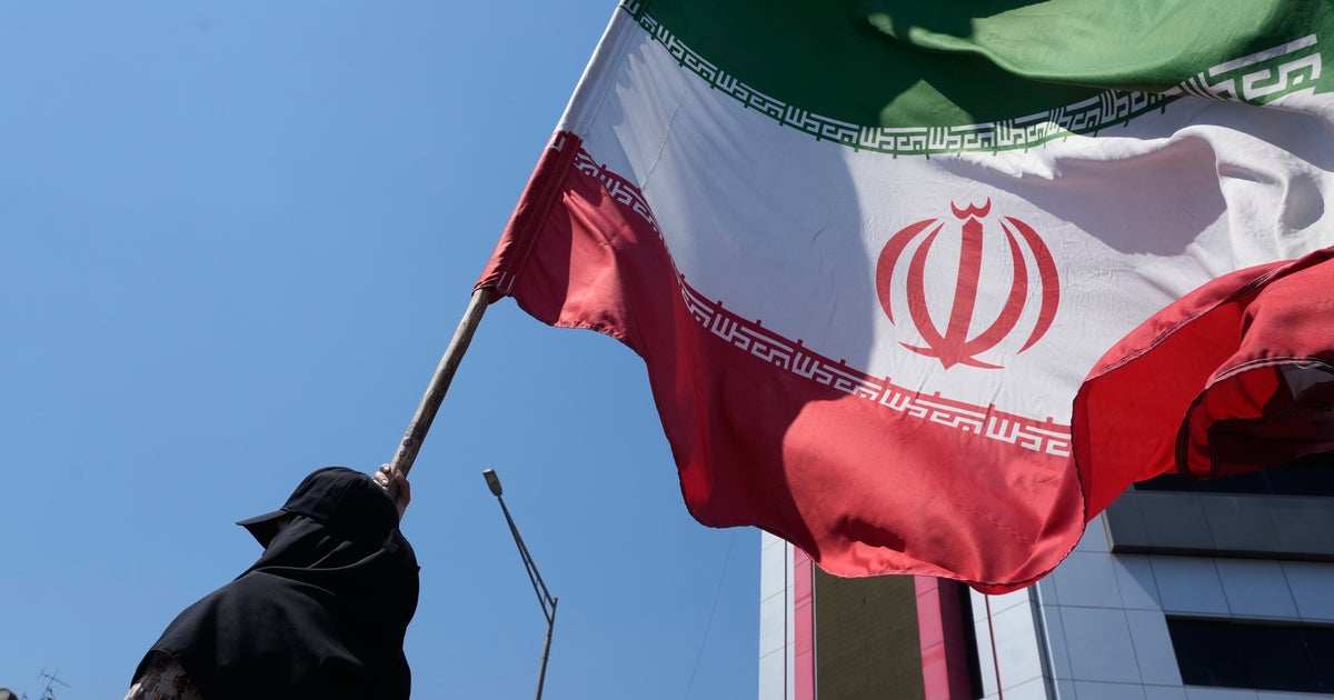 U.S. Launches Airstrikes On Iran After Blaming Tehran For Helicopter Crash, Prompting Retaliation U.S. Launches Airstrikes On Iran After Blaming Tehran For Helicopter Crash, Prompting Retaliation