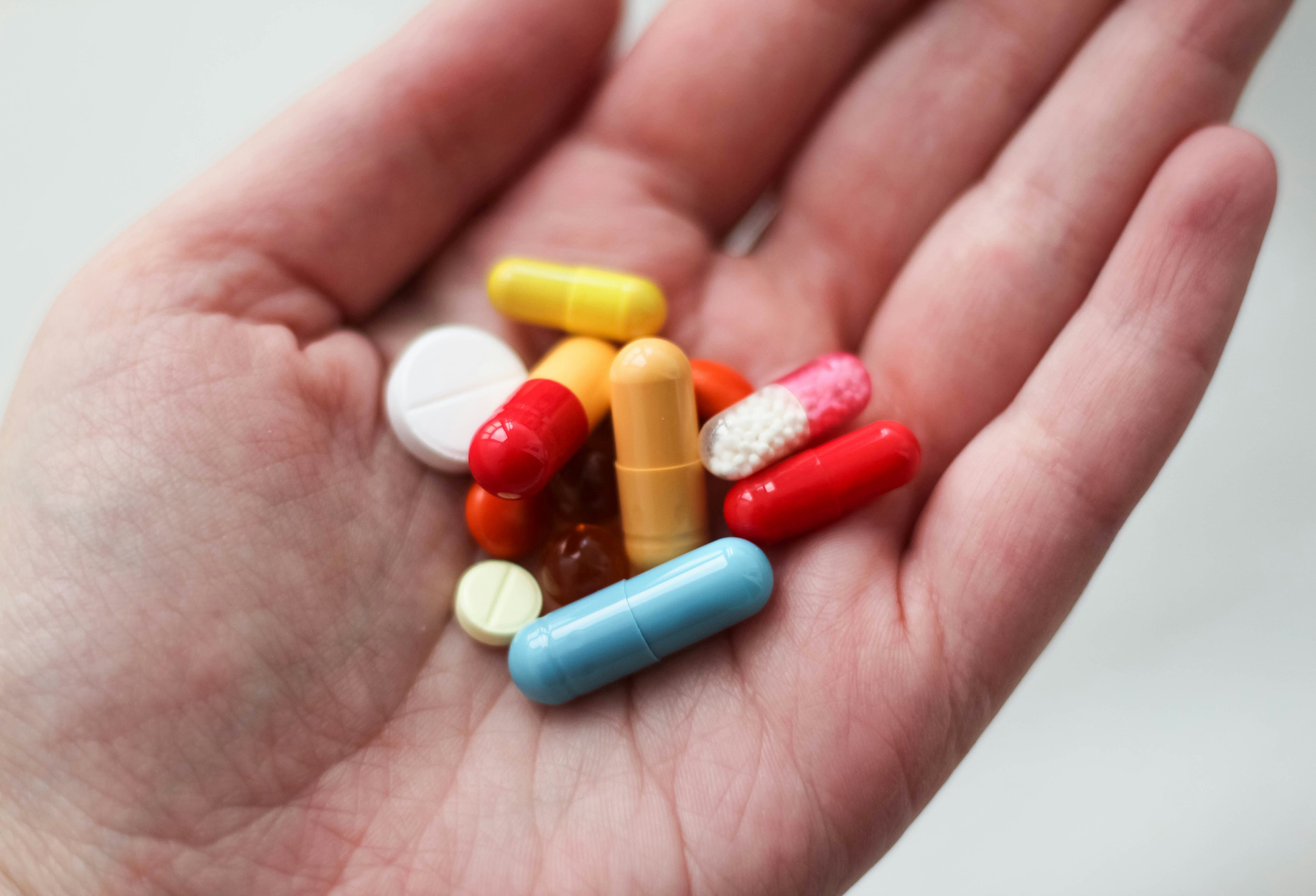 A Doctor Says These 7 Everyday Medicines Are A No-Go While F