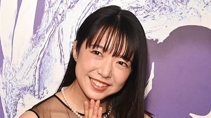 仲里依紗さん、33歳の誕生日🎂「私らしくを大切に」ド派手な誕生日